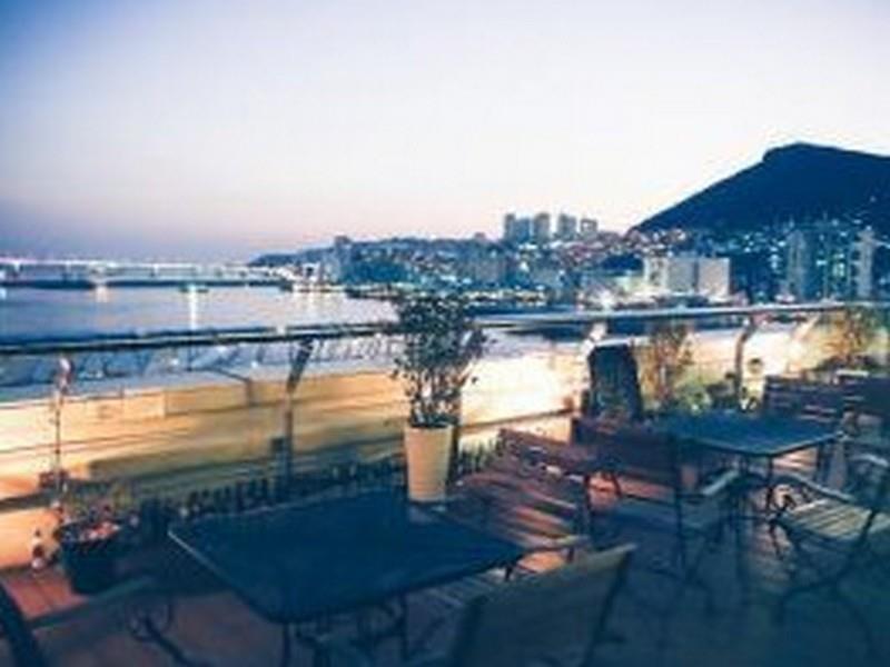 Terra Guesthouse Busan Exteriör bild